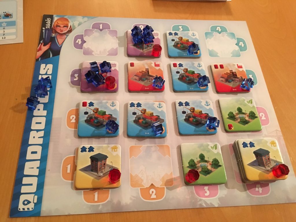 Vue du plateau personnel du jeu Quadropolis